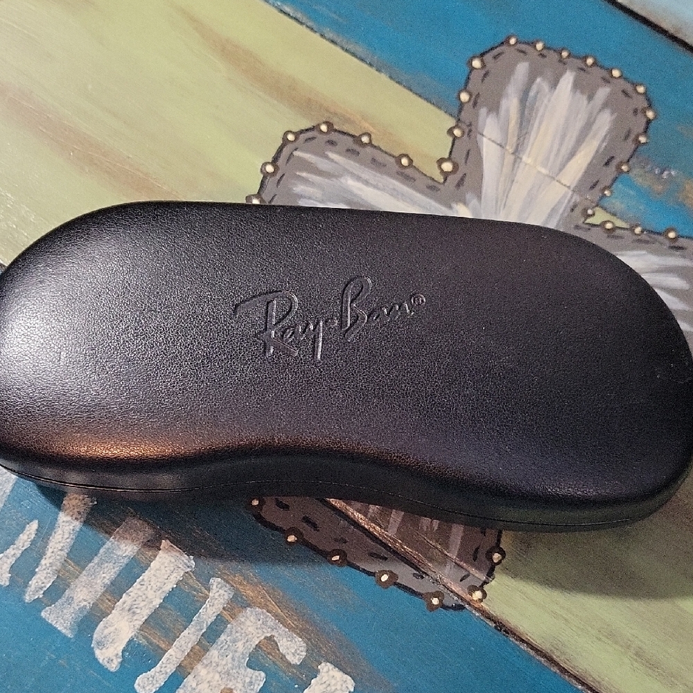 Ray-Ban Classic Black Eyeglass Case